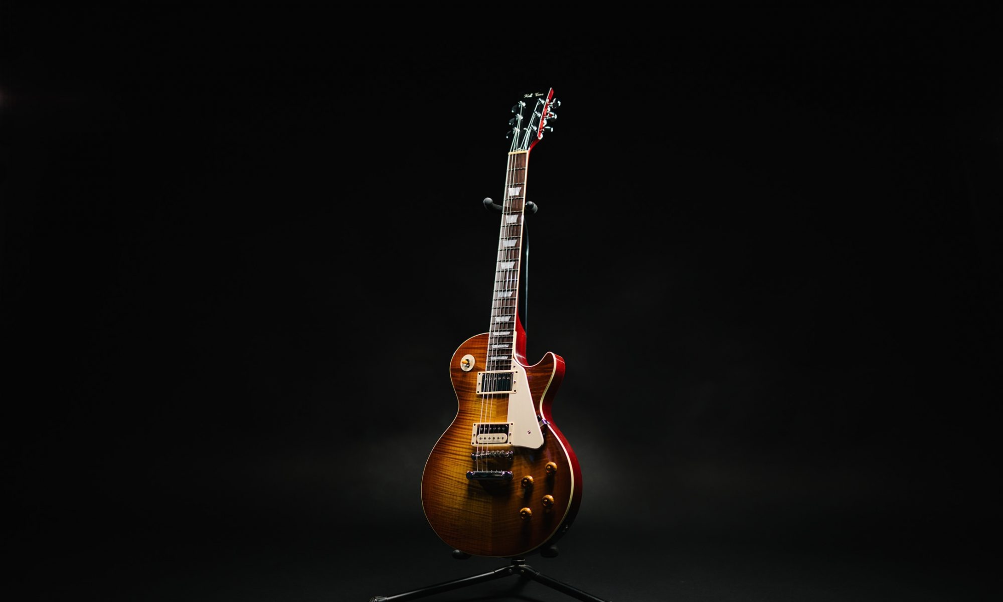 kal tone guitar product photo